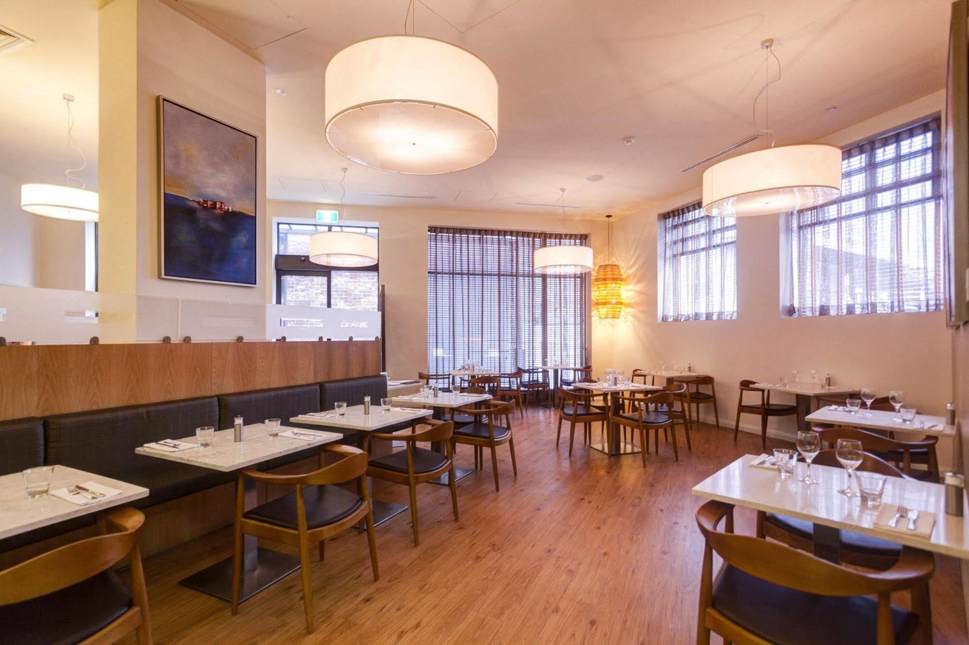 Mantra Collins Hotel Hobart Exterior photo
